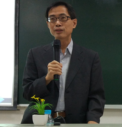 王