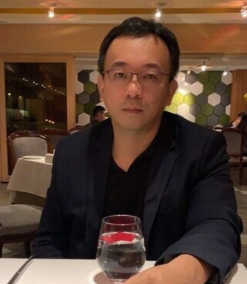 黃露鋒
